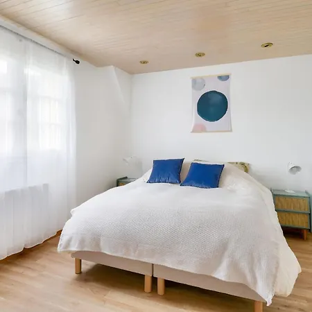 Bourgeois House And Idyllic Garden Holiday home Le Thuit-Simer